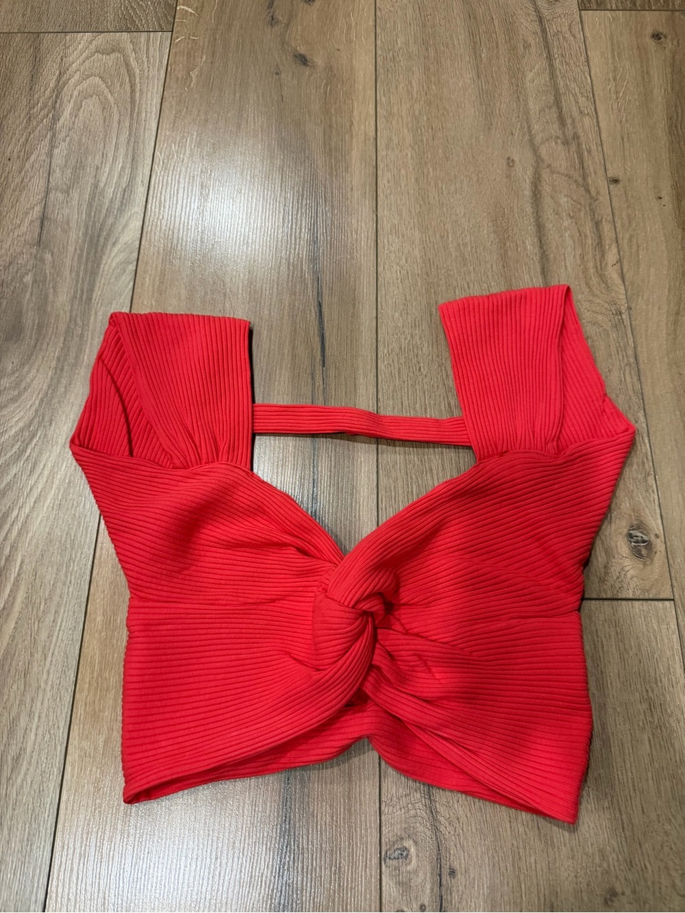 SHEIN Red Ribbed Knot-Front Crop Top